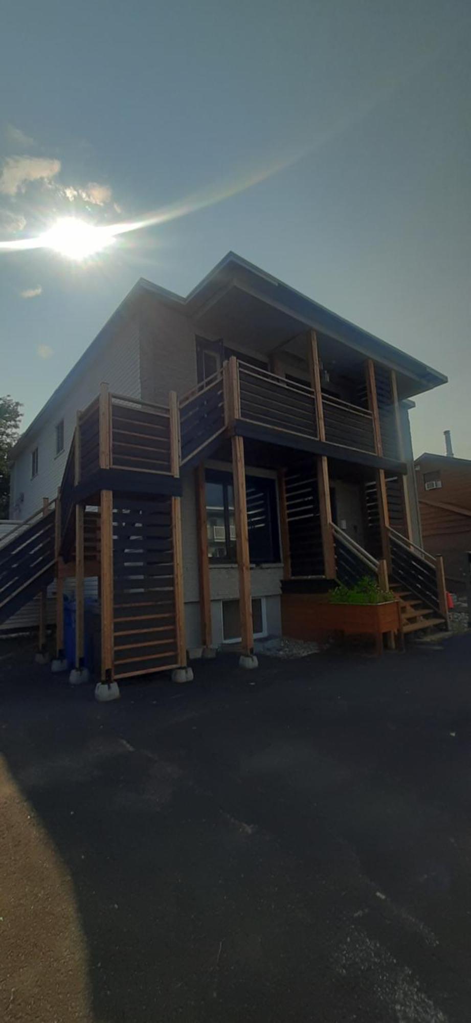 퀘벡 라 할트 인터내셔날 스마일커넥트 B&B 외부 사진